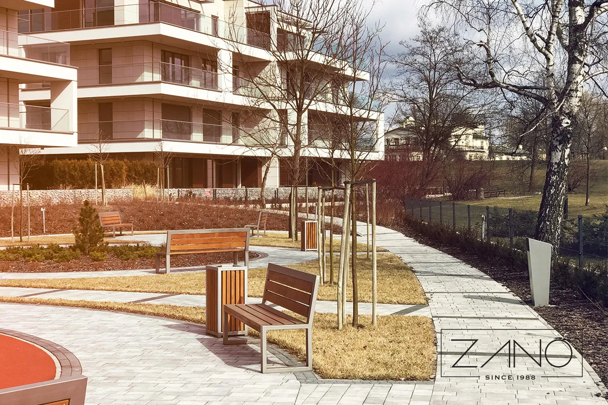 Lauko metalinė atliekų dėžė