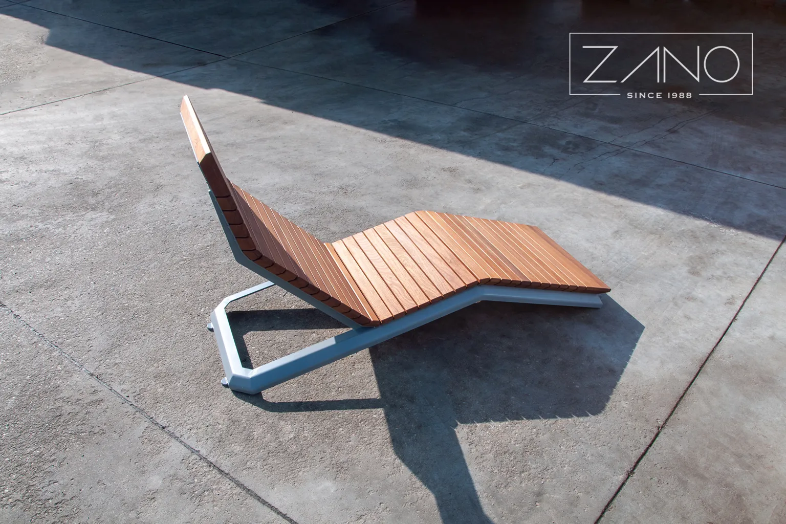 Stilo – Miesto ir parko gultas – ZANO Mažoji architektūra