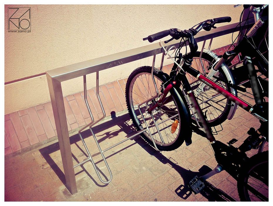 Šiuolaikiškas saugus nerūdijančio plieno dviračių stovas