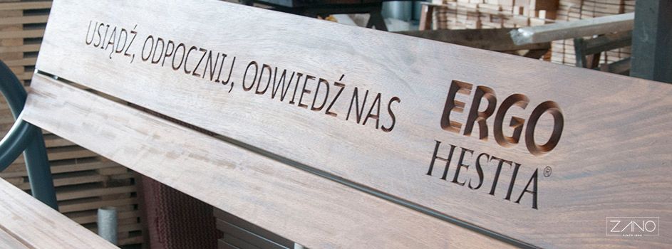 "Ergo Hestia" realizacija | Klasikinis suolas | Frezavimas ant egzotinės medienos
